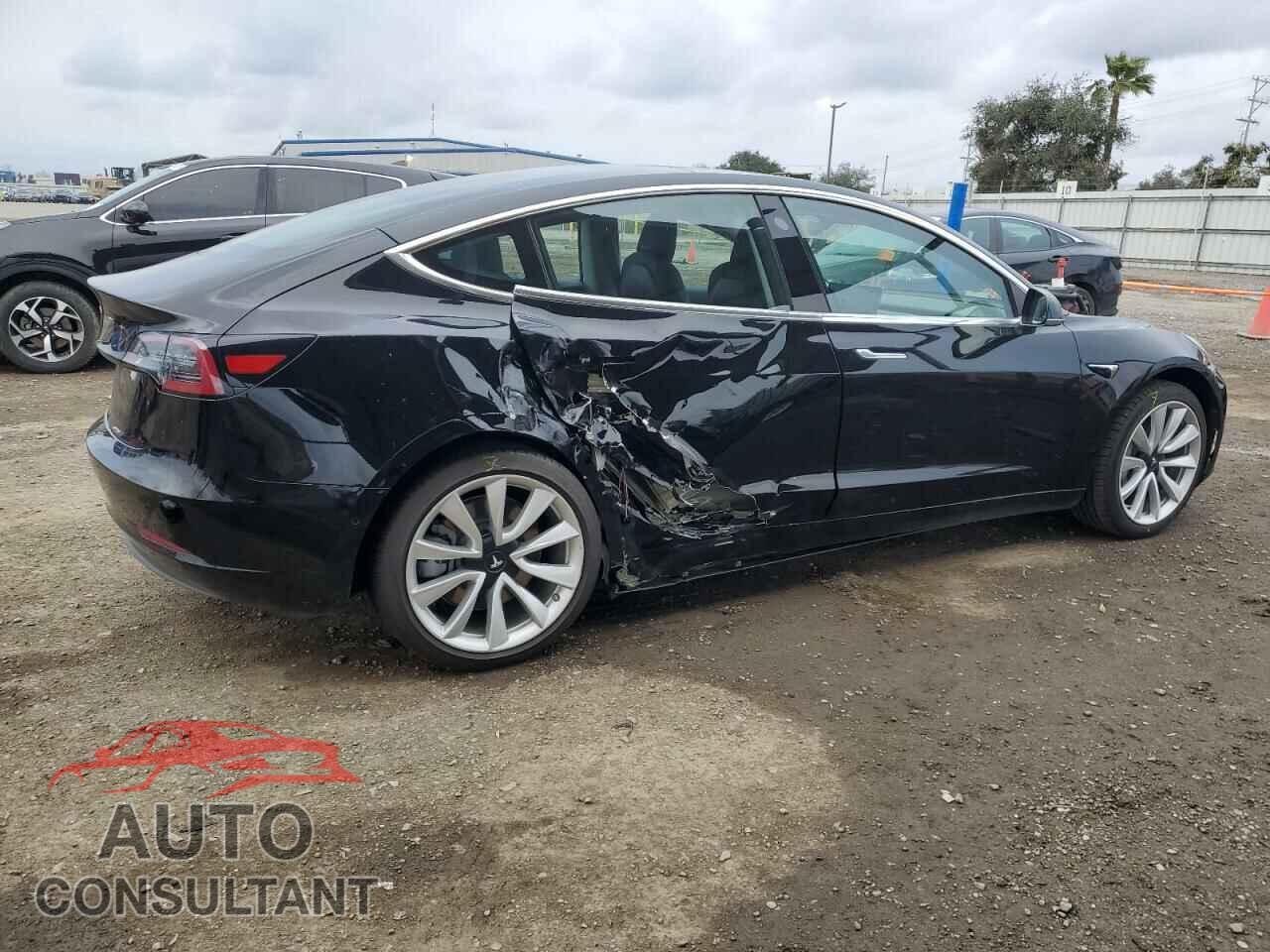 TESLA MODEL 3 2018 - 5YJ3E1EA7JF122721