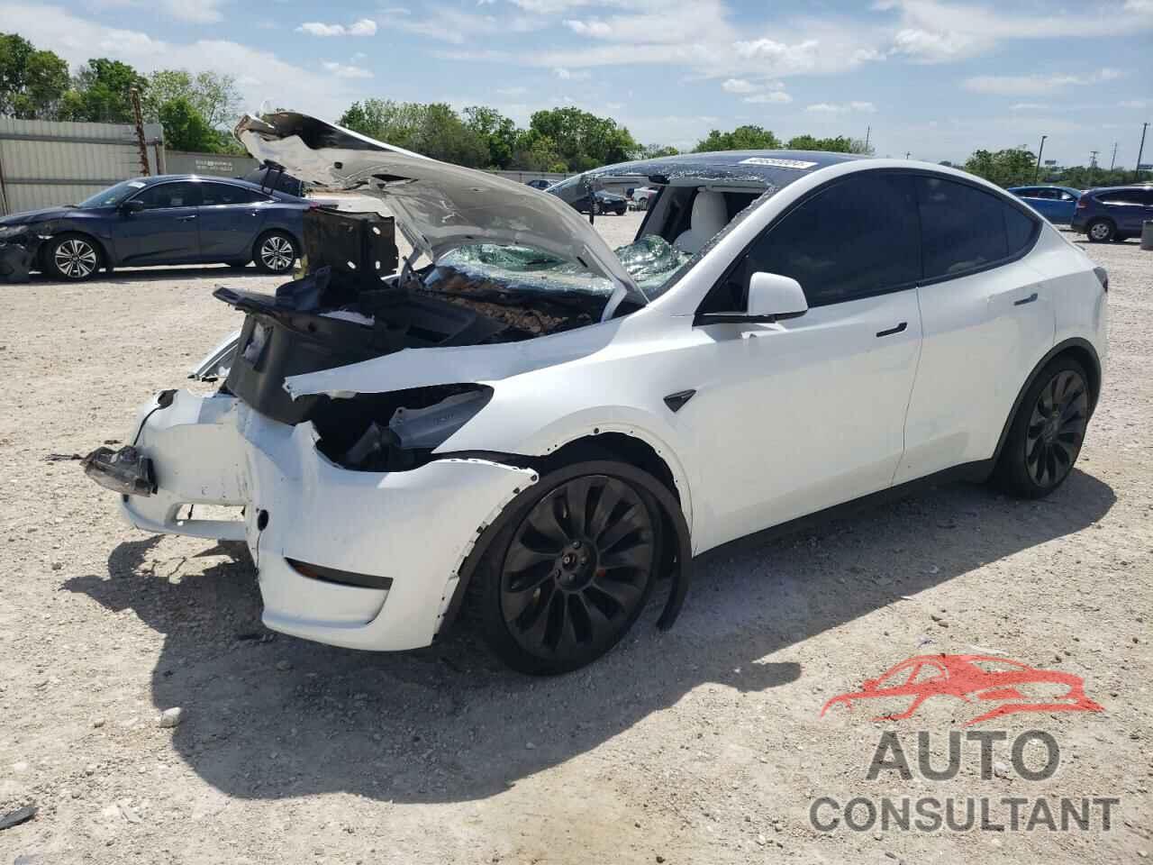 TESLA MODEL Y 2021 - 5YJYGDEF8MF099001