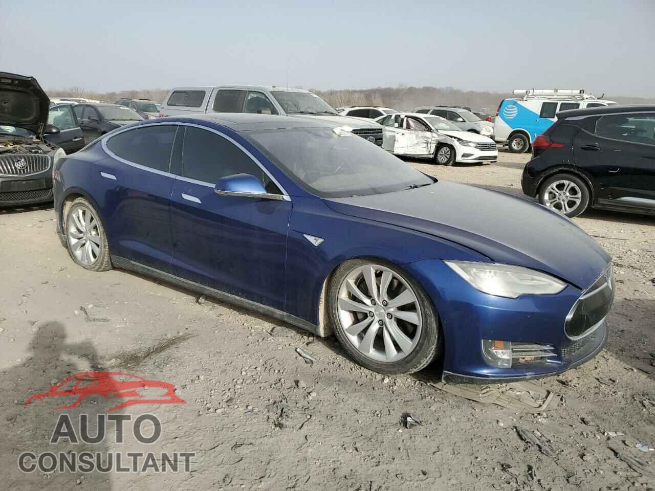 TESLA MODEL S 2016 - 5YJSA1E28GF129475