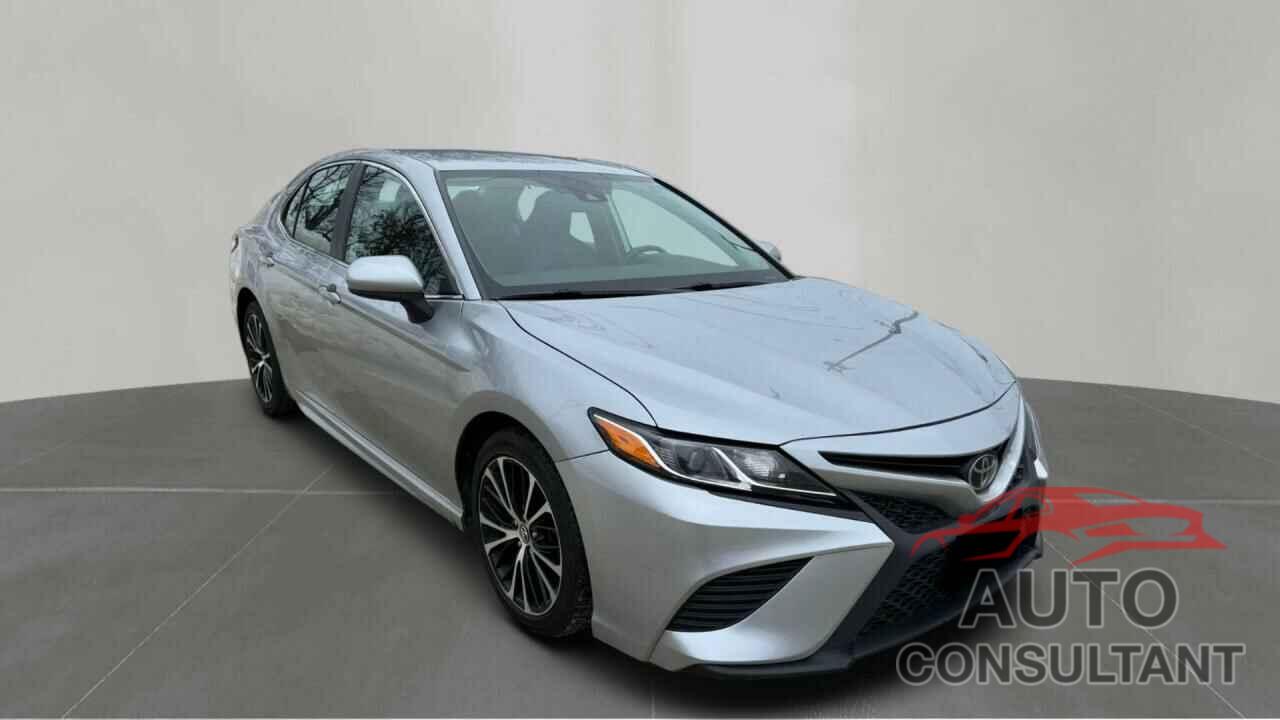 TOYOTA CAMRY 2020 - 4T1G11AKXLU943278