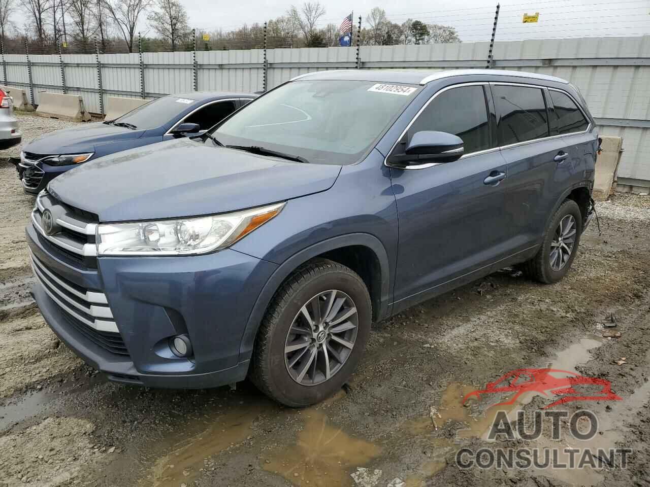 TOYOTA HIGHLANDER 2018 - 5TDKZRFH6JS241432