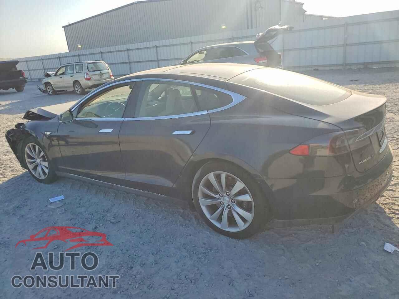 TESLA MODEL S 2014 - 5YJSA1S1XEFP33232