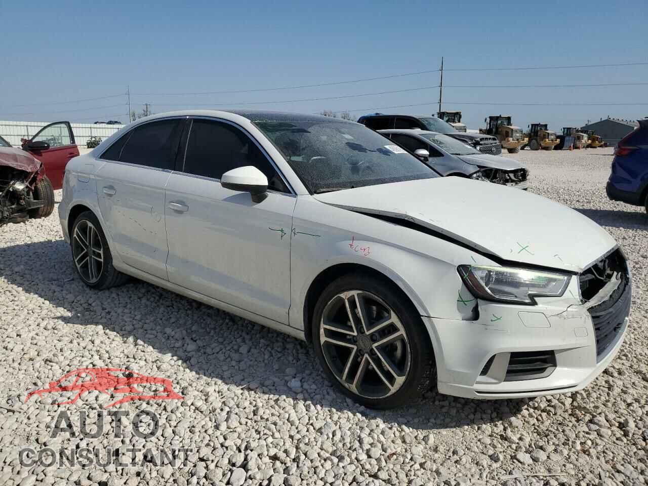 AUDI A3 2019 - WAUAUGFF5K1009848