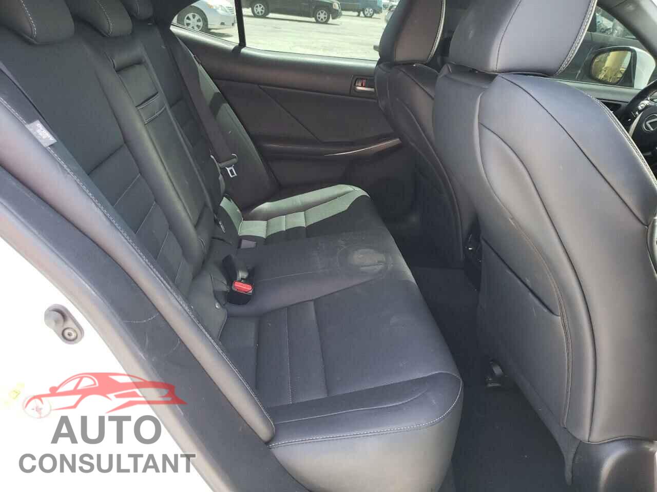 LEXUS IS 2017 - JTHBA1D22H5051245