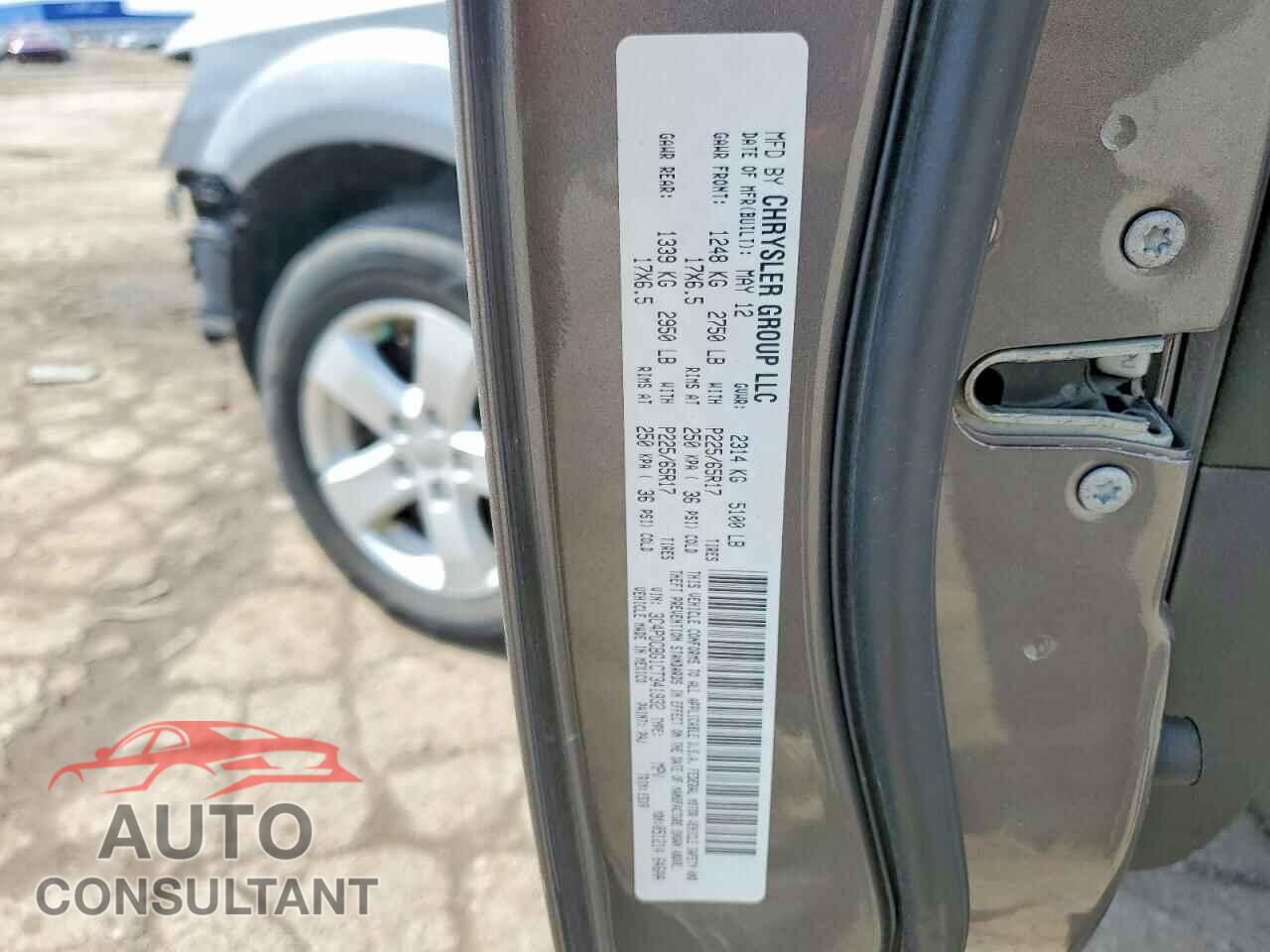 DODGE JOURNEY 2012 - 3C4PDCBG1CT341932