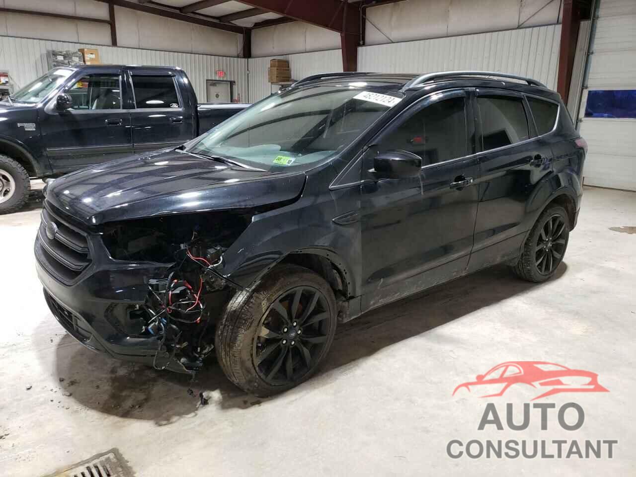 FORD ESCAPE 2018 - 1FMCU9GD8JUA17794