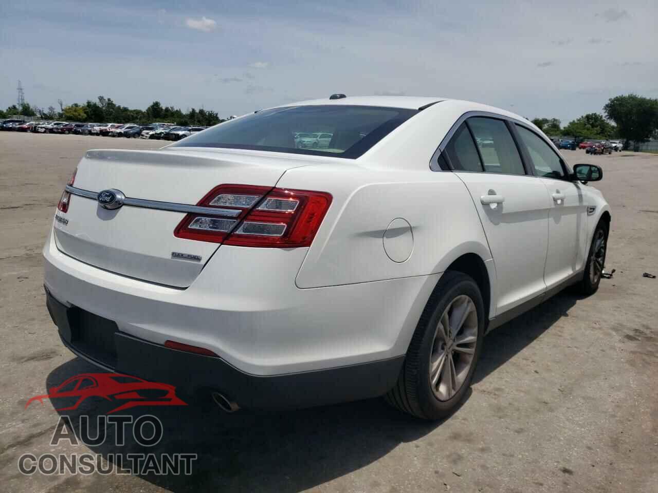 FORD TAURUS 2016 - 1FAHP2D82GG140116