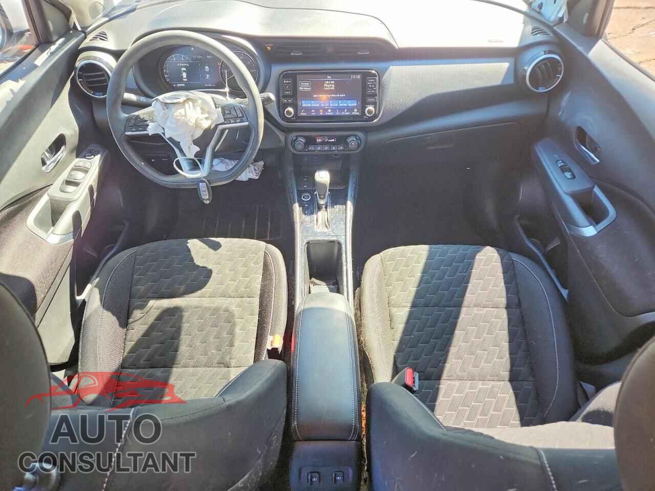 NISSAN KICKS 2021 - 3N1CP5CVXML559936