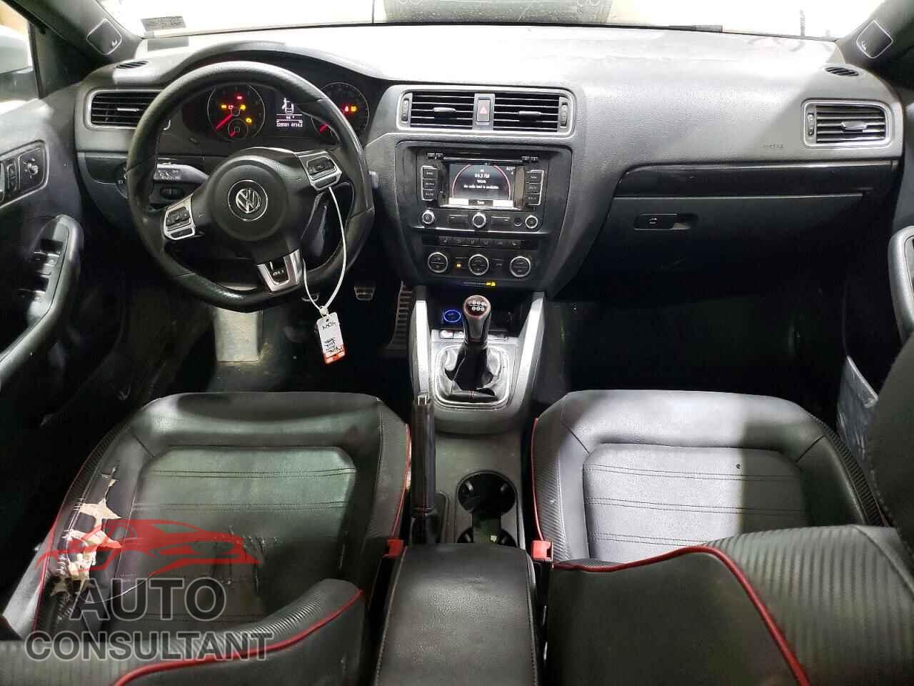 VOLKSWAGEN JETTA 2014 - 3VW5T7AJ5EM288838