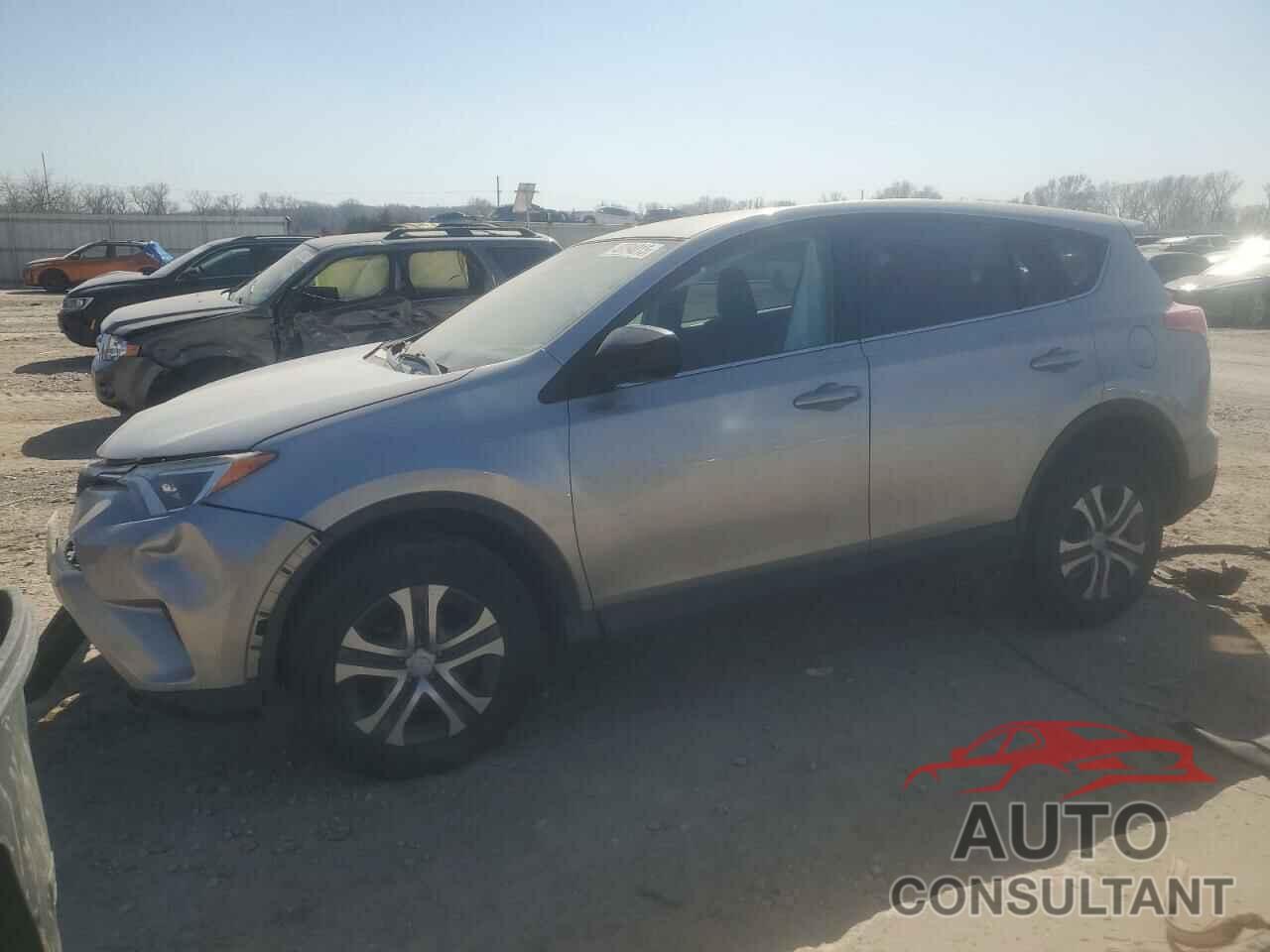 TOYOTA RAV4 2018 - 2T3BFREV8JW810151