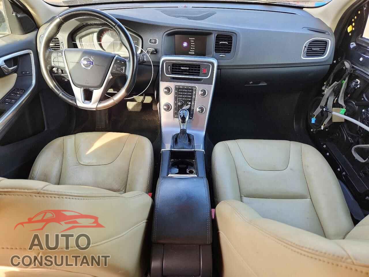 VOLVO V60 2017 - YV140MSM4H1359442