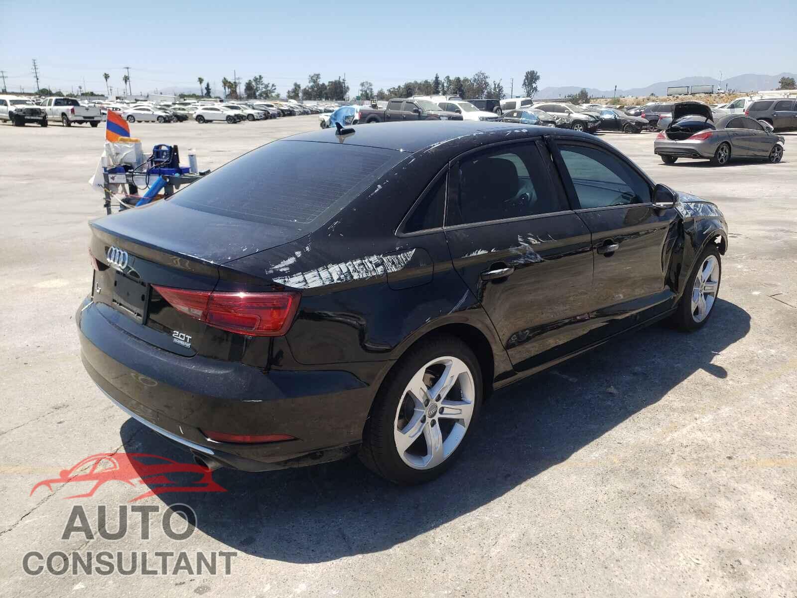 AUDI A3 2017 - WAUB8GFF6H1032976