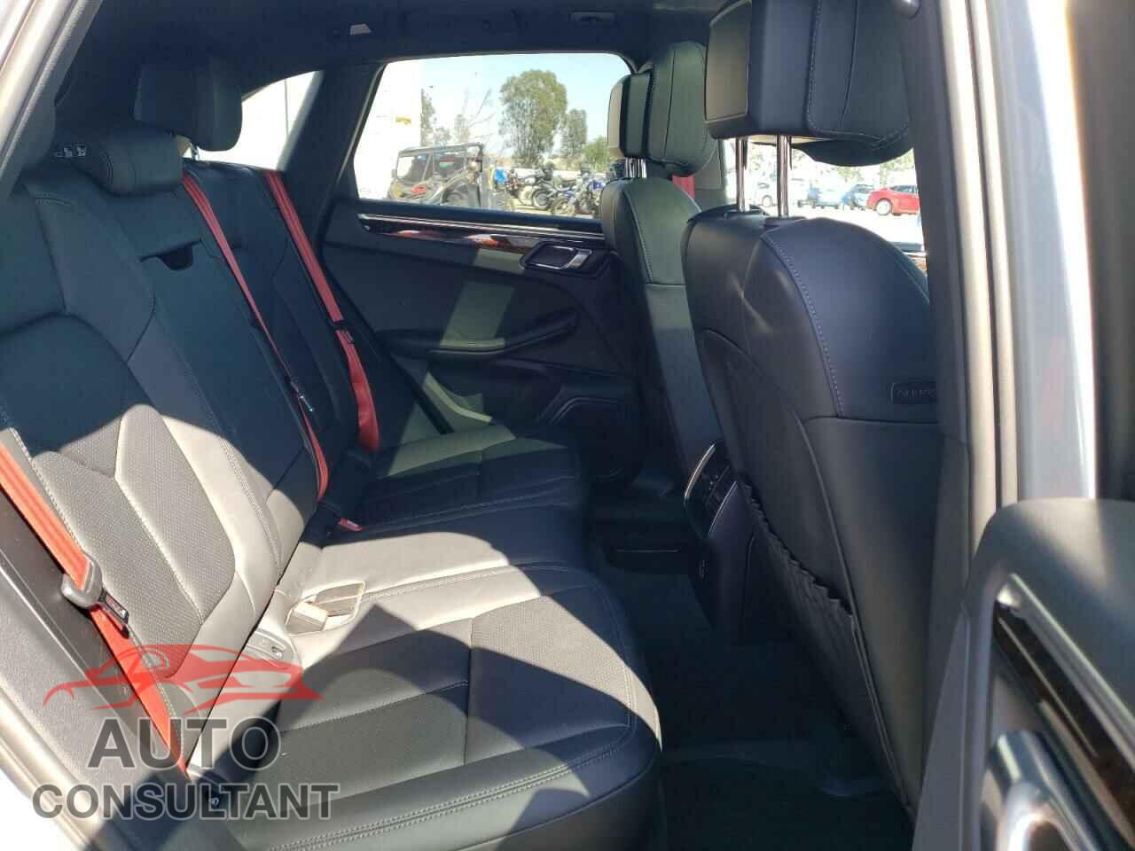 PORSCHE MACAN 2021 - WP1AA2A54MLB00483
