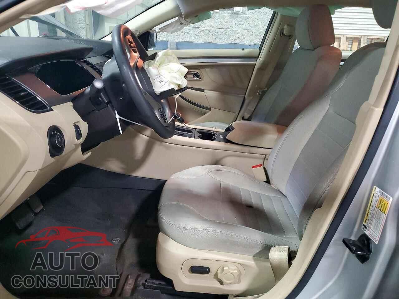 FORD TAURUS 2015 - 1FAHP2D84FG204039