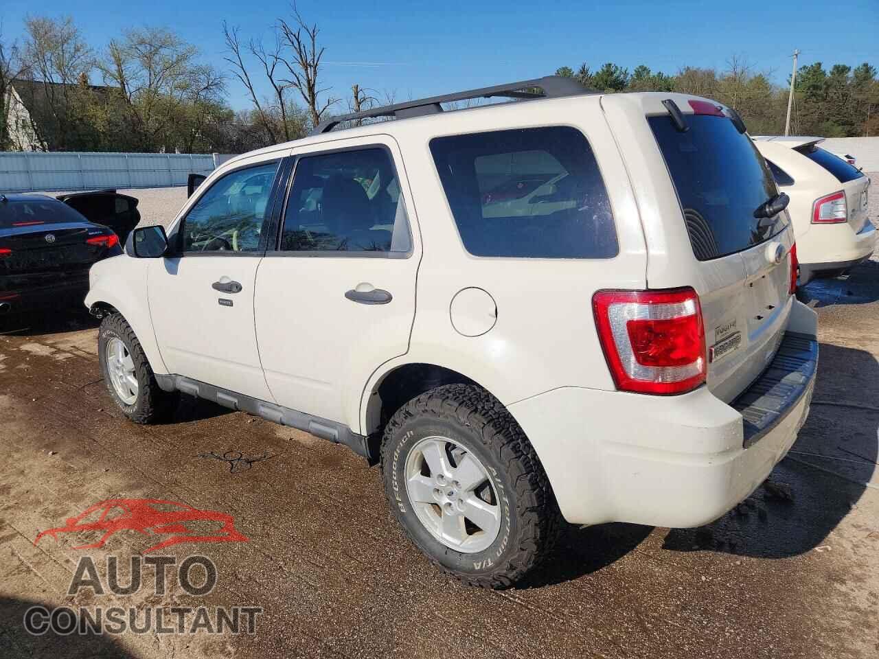 FORD ESCAPE 2010 - 1FMCU9D76AKC22024