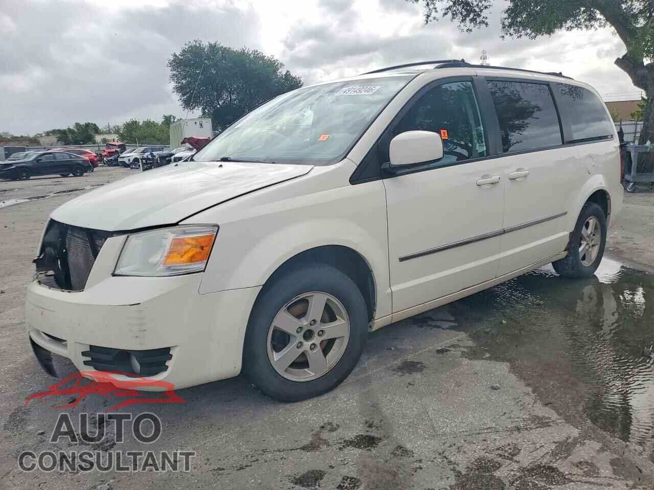 DODGE CARAVAN 2010 - 2D4RN5D11AR211582