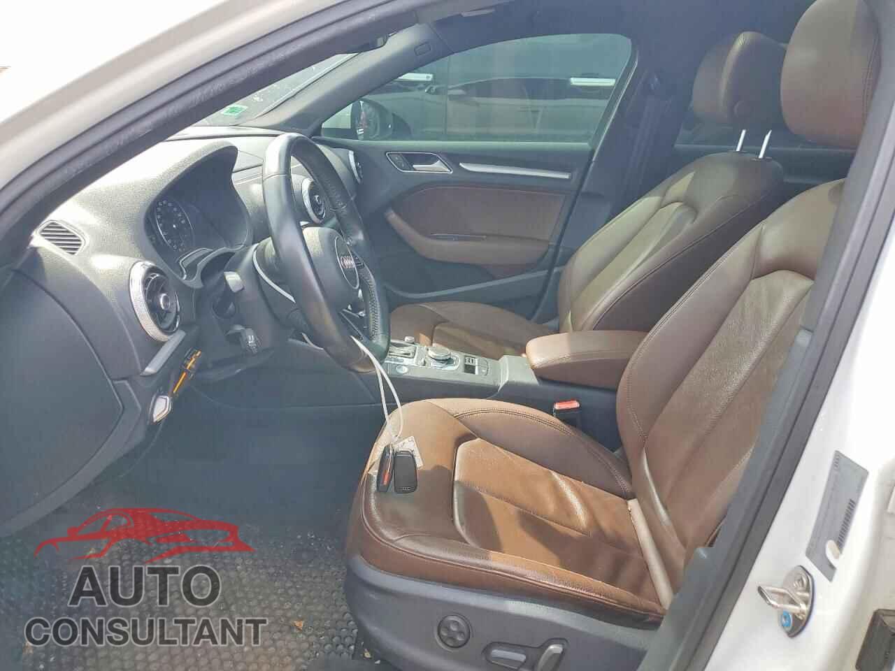 AUDI A3 2017 - WAUAUGFF3H1044977