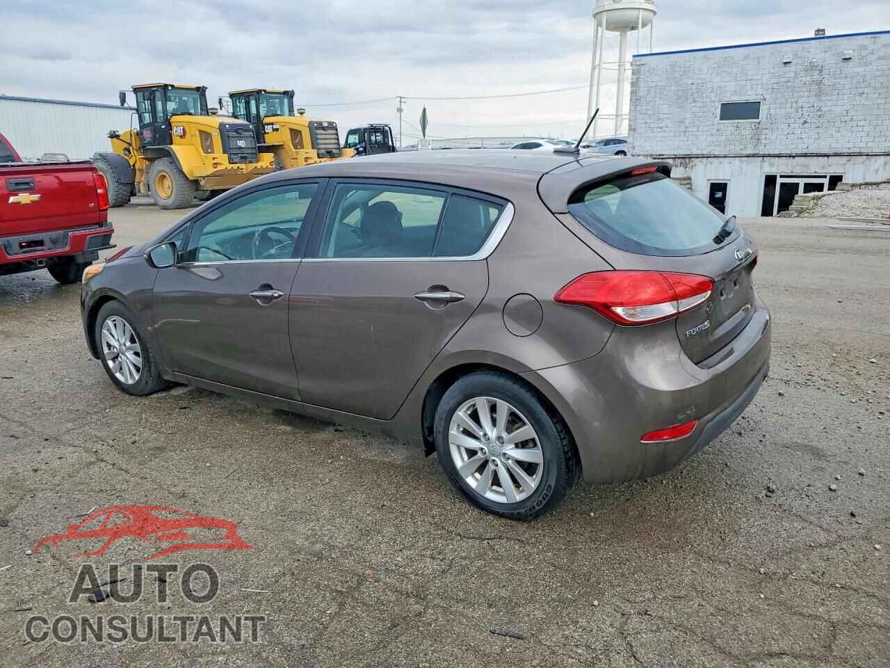 KIA FORTE5 2015 - KNAFX5A85F5311035