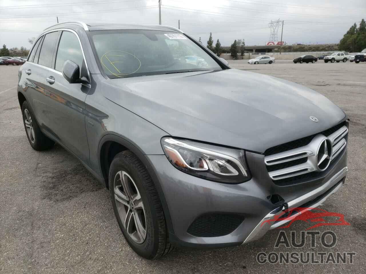 MERCEDES-BENZ GLC-CLASS 2019 - WDC0G5EB8KF499515