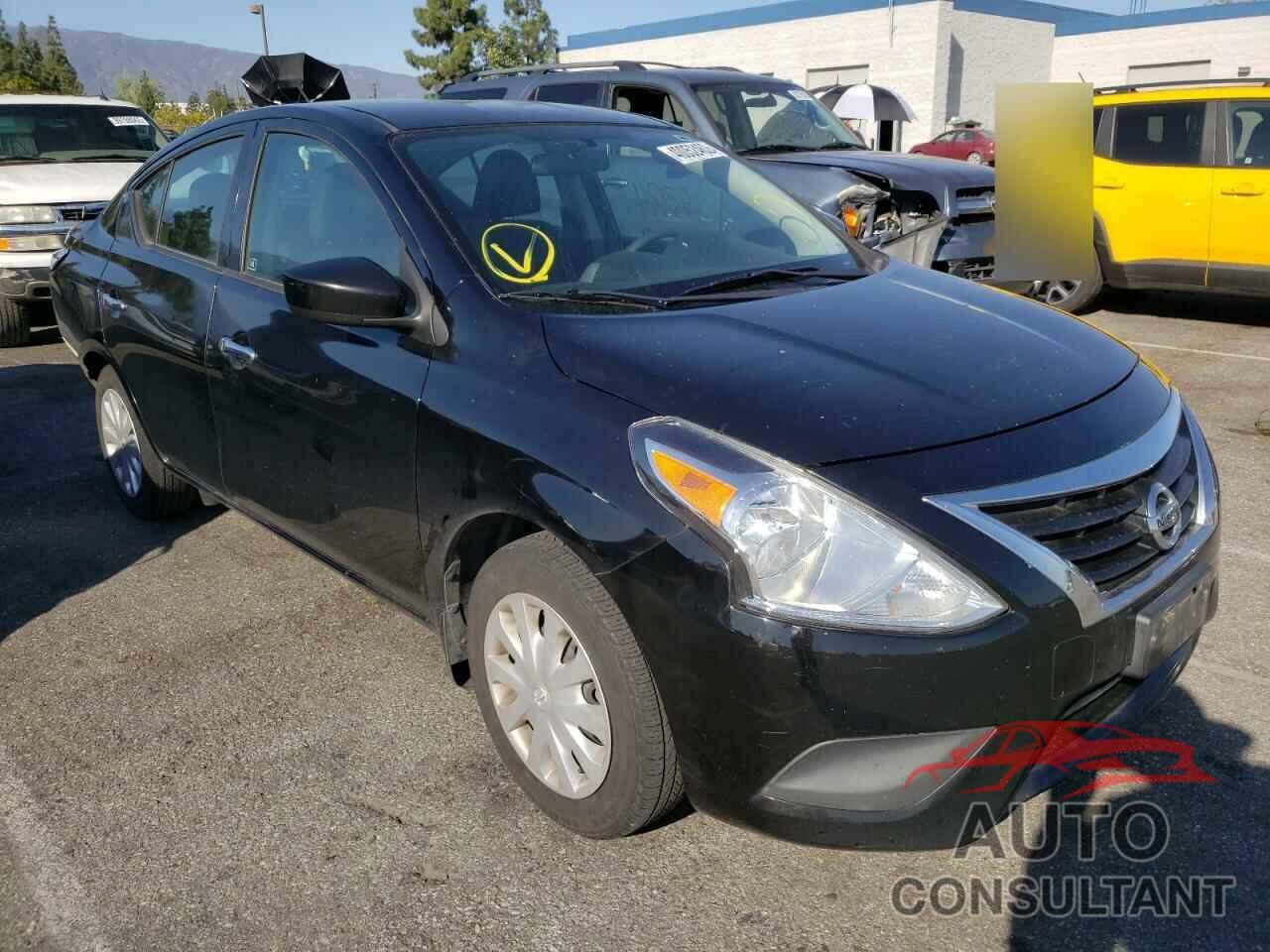 NISSAN VERSA 2017 - 3N1CN7APXHL809252