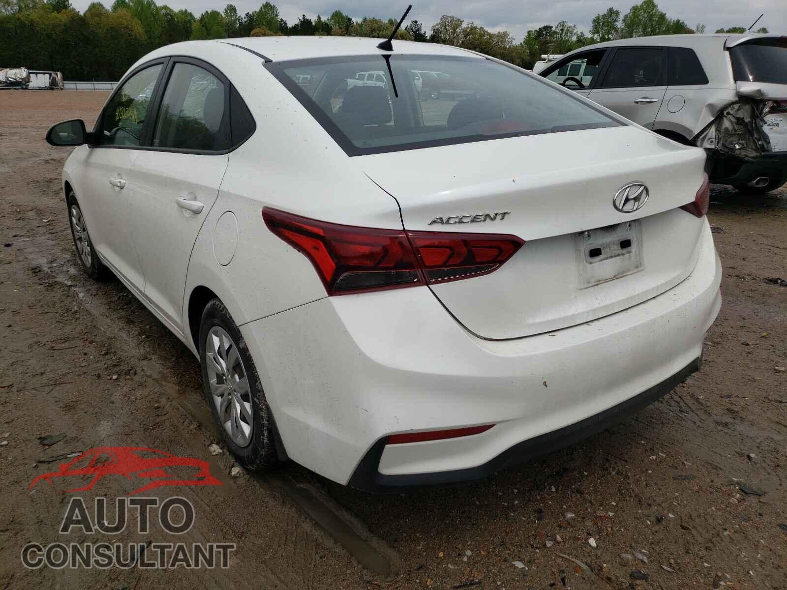 HYUNDAI ACCENT 2018 - 3KPC24A3XJE029540