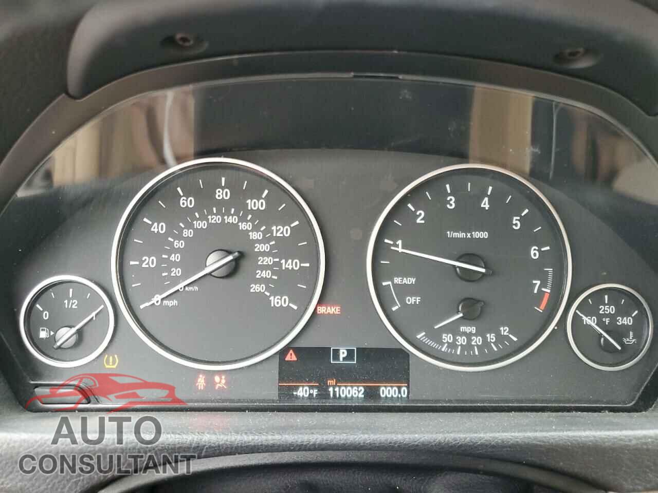BMW 3 SERIES 2016 - WBA8E1G53GNU10670