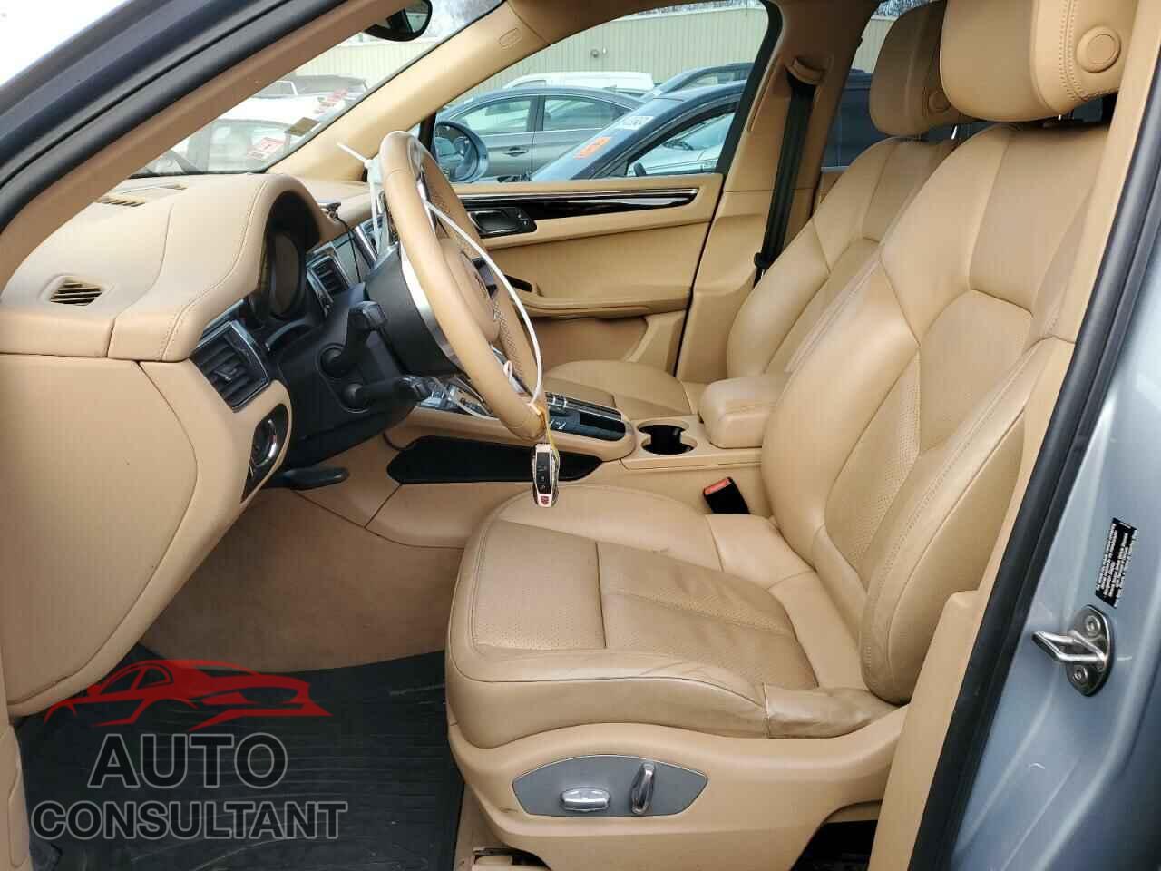 PORSCHE MACAN 2016 - WP1AB2A55GLB40251