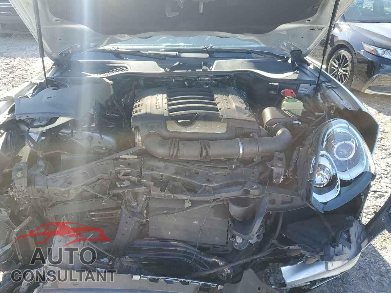 PORSCHE CAYENNE 2017 - WP1AA2A25HKA83758