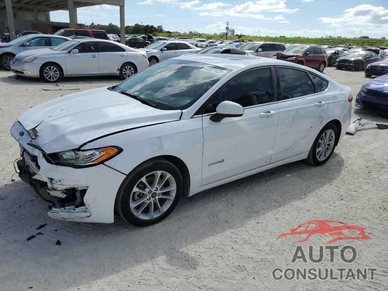 FORD FUSION 2019 - 3FA6P0LU3KR138998