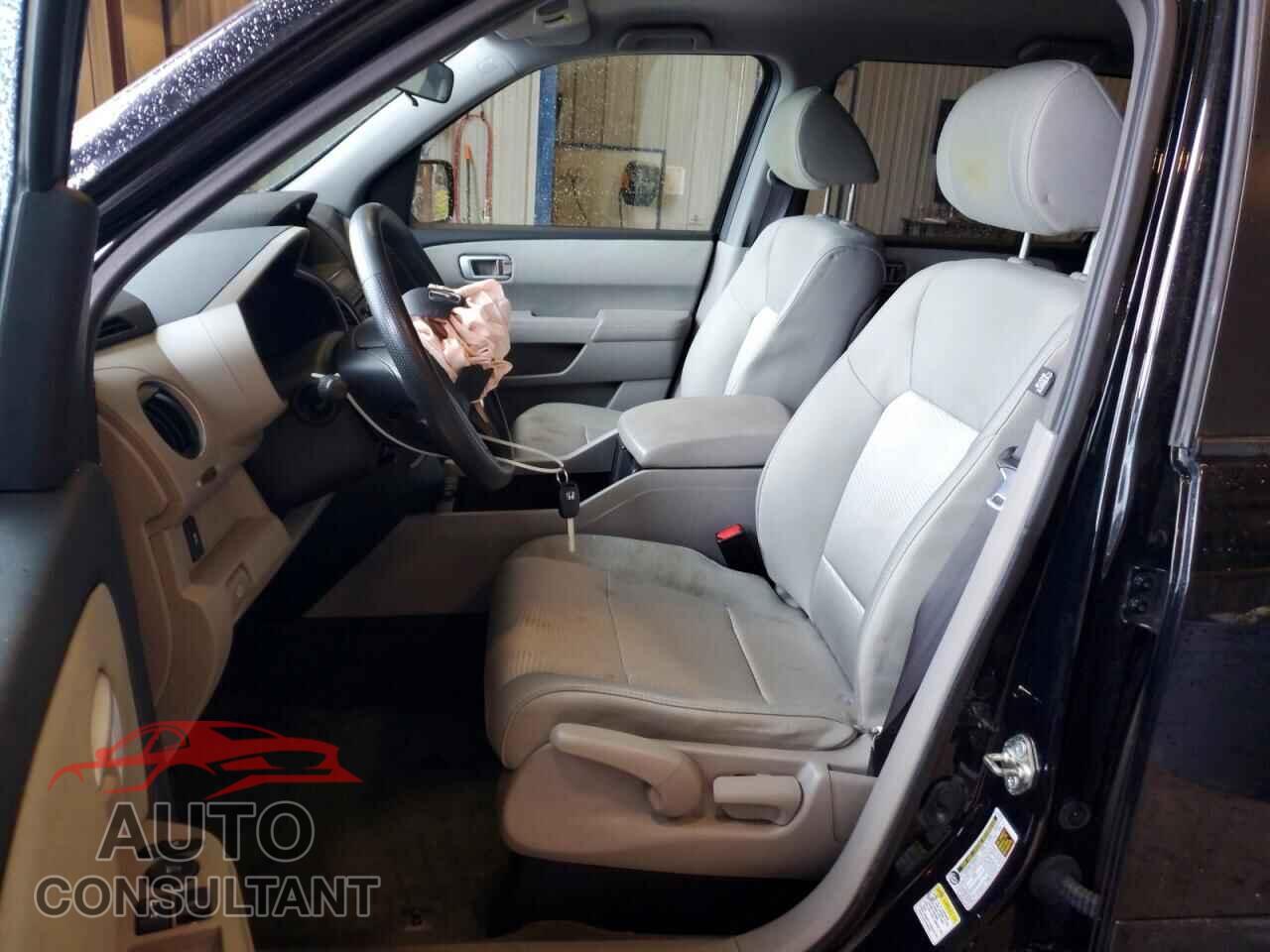HONDA PILOT 2015 - 5FNYF4H26FB004434