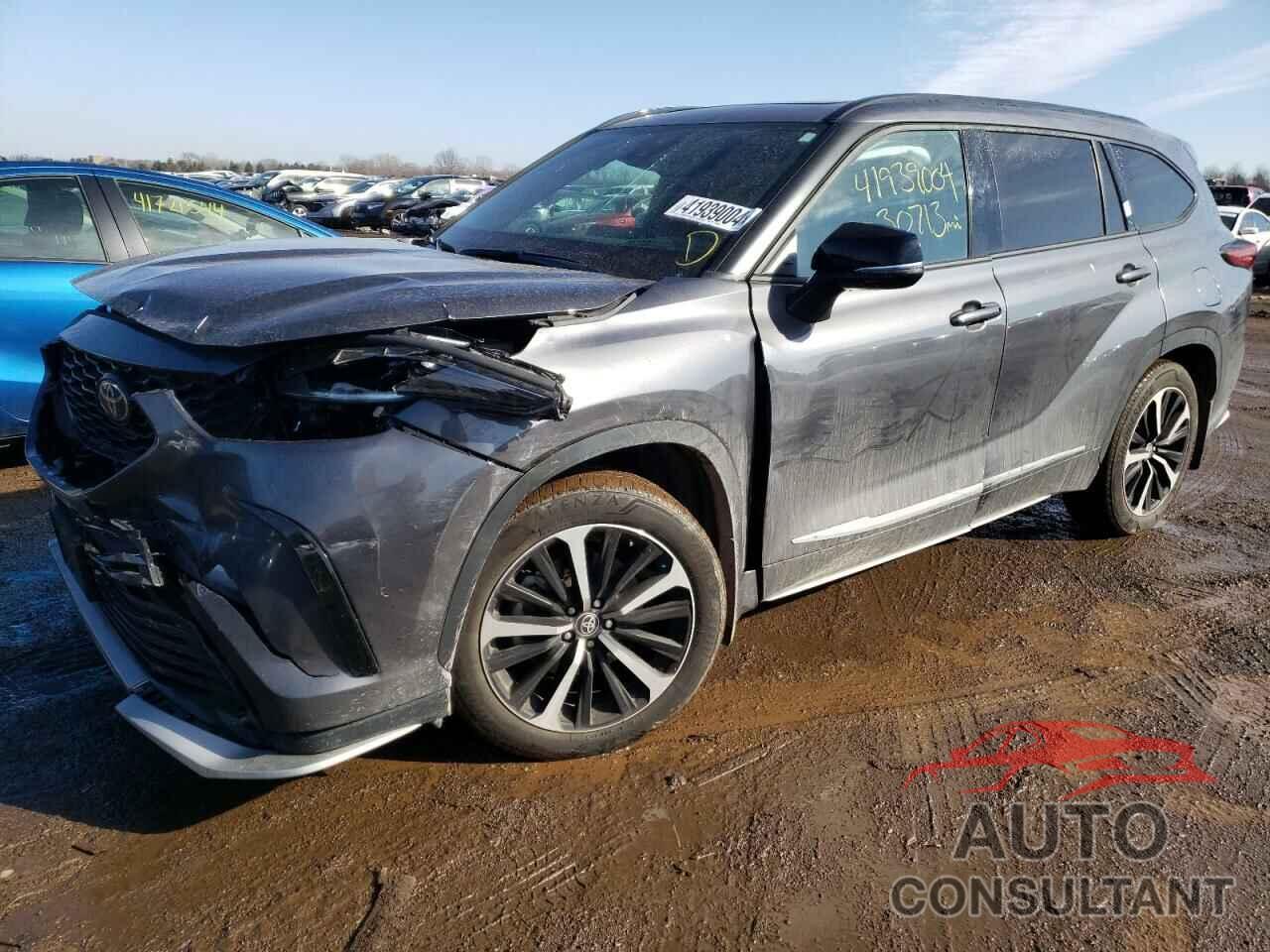 TOYOTA HIGHLANDER 2022 - 5TDJZRBH9NS184389