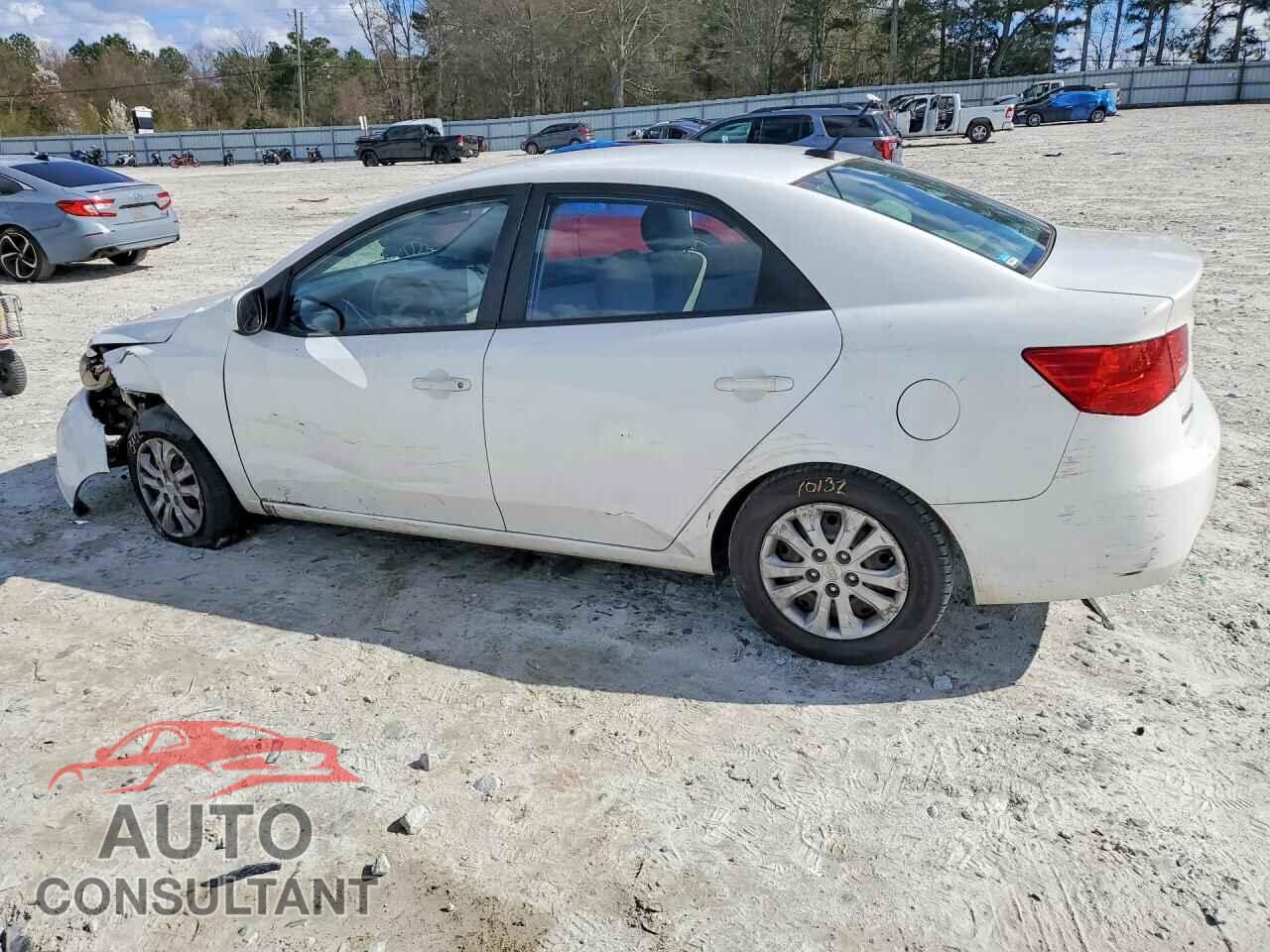 KIA FORTE 2010 - KNAFT4A24A5116568
