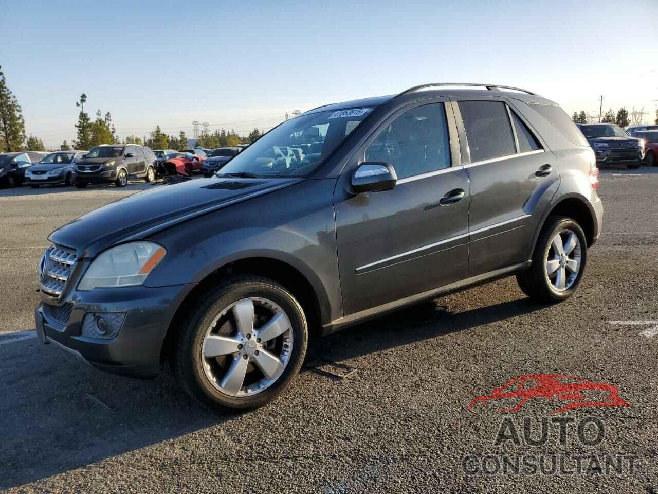 MERCEDES-BENZ M-CLASS 2010 - 4JGBB5GB3AA601014