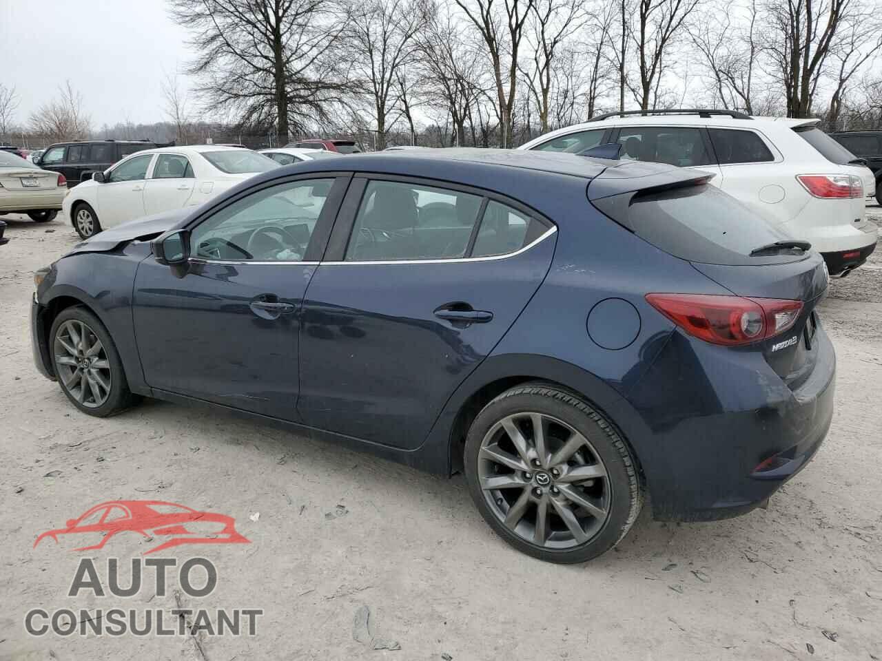 MAZDA 3 2018 - JM1BN1M34J1160446