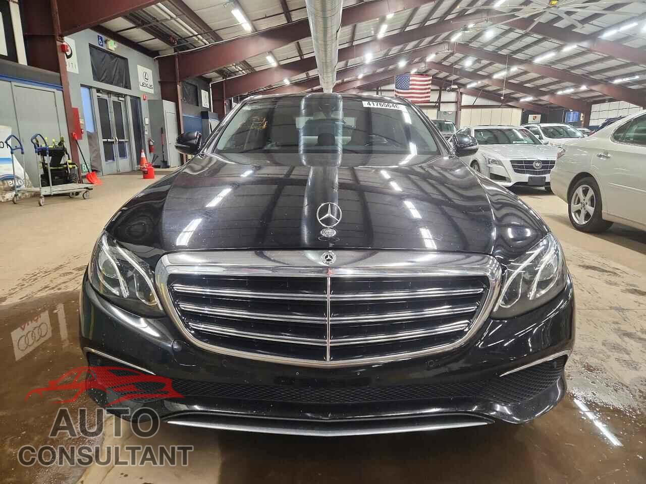 MERCEDES-BENZ E-CLASS 2018 - WDDZF4JB2JA294127