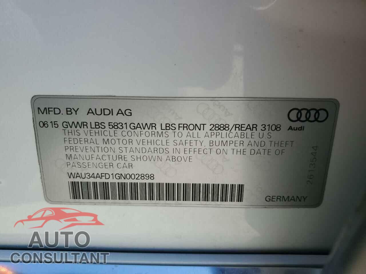 AUDI A8 2016 - WAU34AFD1GN002898