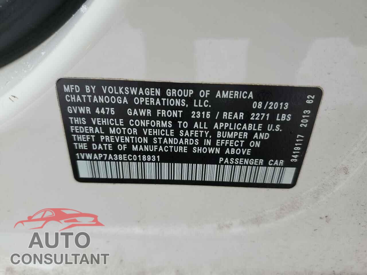 VOLKSWAGEN PASSAT 2014 - 1VWAP7A38EC018931