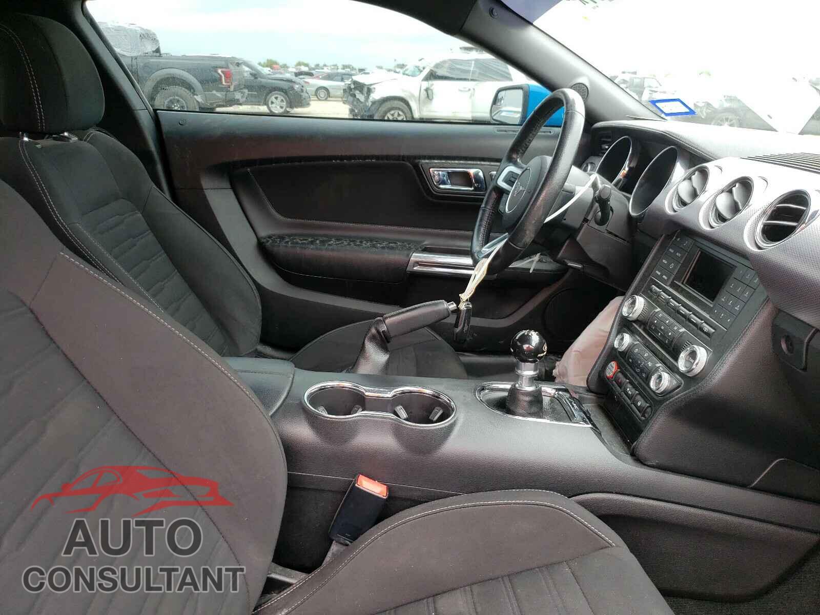 FORD MUSTANG 2017 - 1FA6P8CF6H5277132
