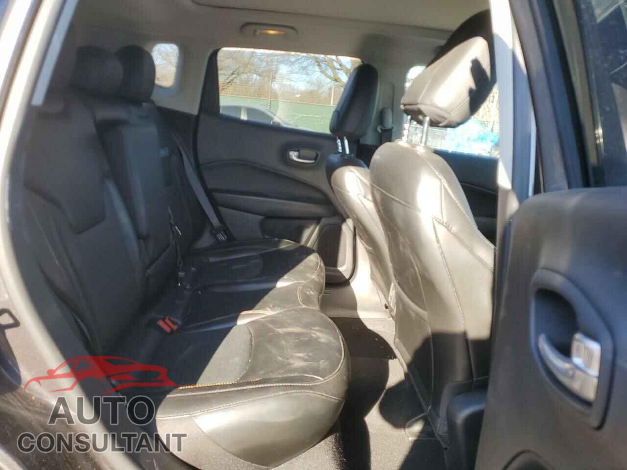 JEEP COMPASS 2020 - 3C4NJDCB0LT242964