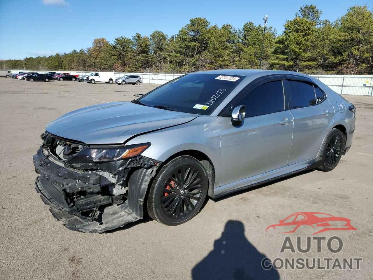 TOYOTA CAMRY 2018 - 4T1B11HK1JU594430