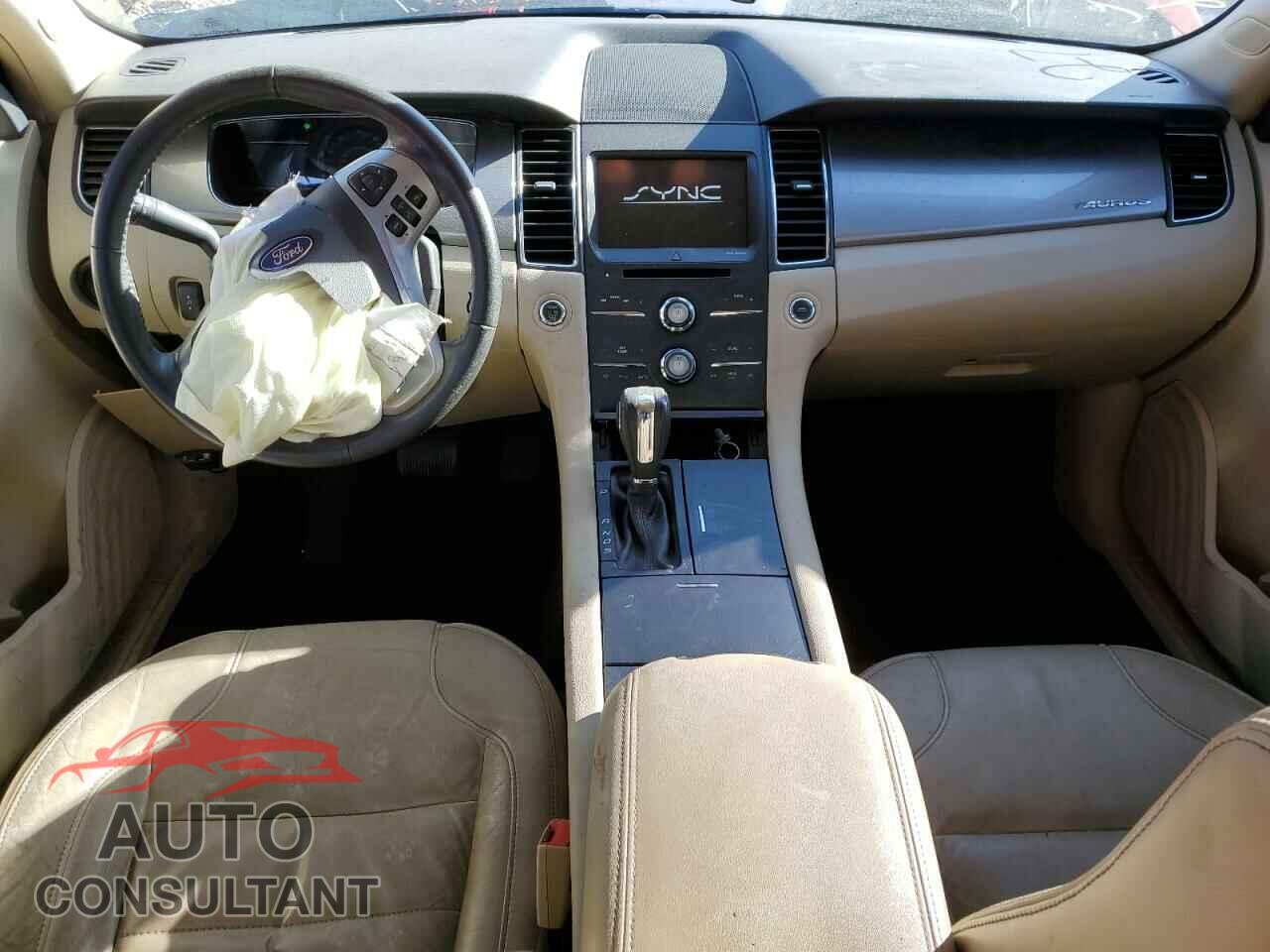 FORD TAURUS 2015 - 1FAHP2E81FG100171