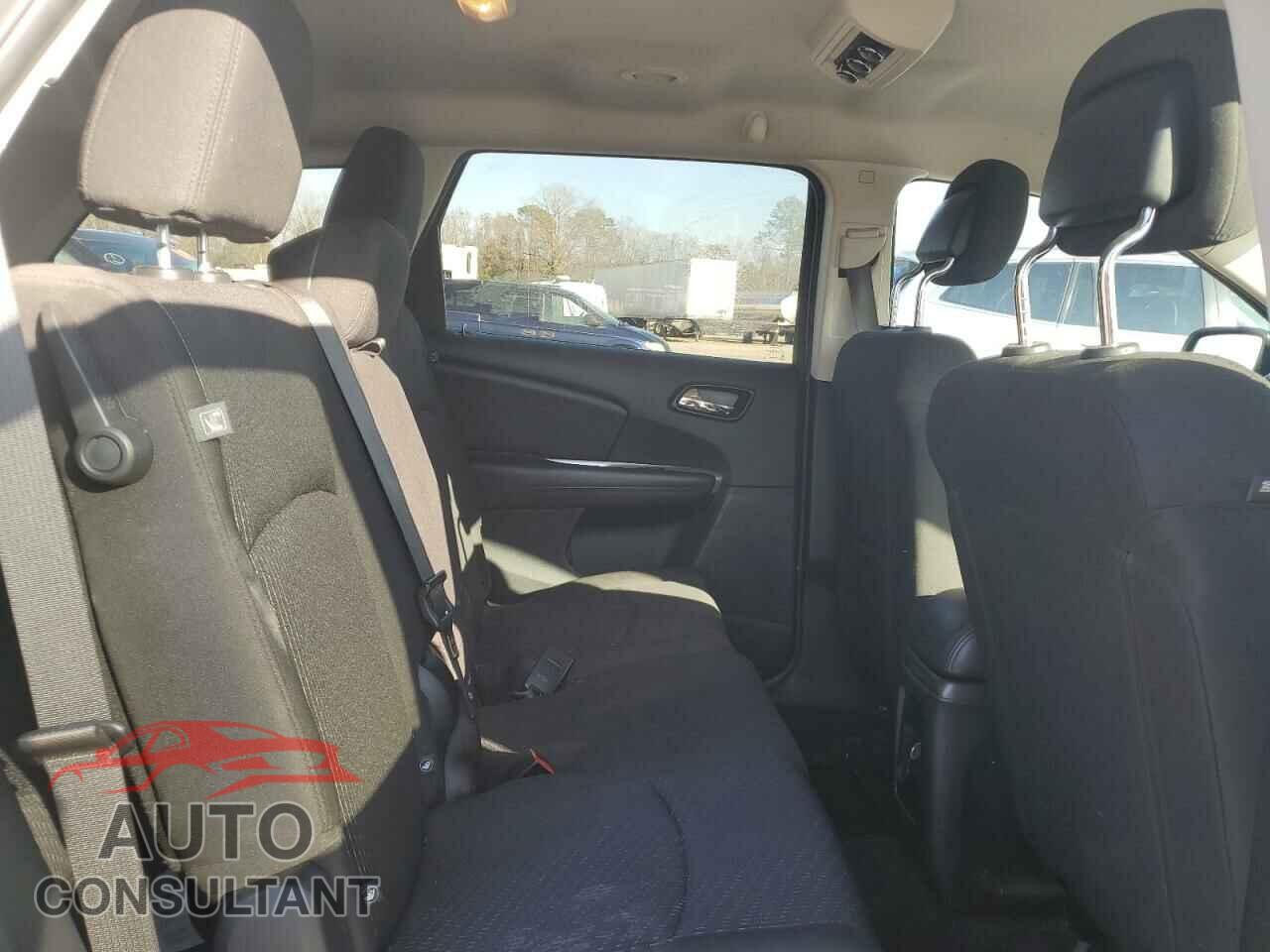 DODGE JOURNEY 2017 - 3C4PDCAB4HT707332