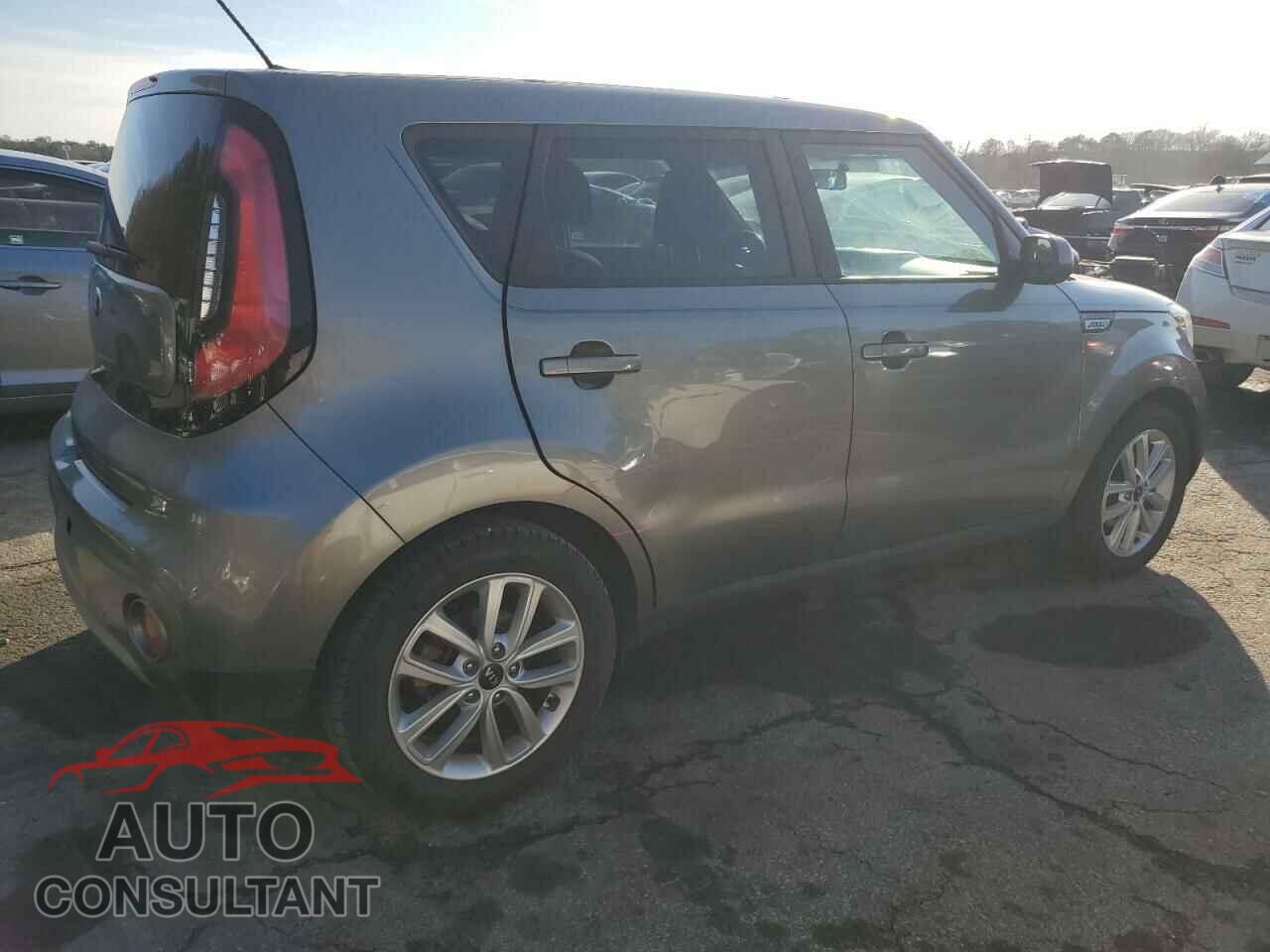 KIA SOUL 2017 - KNDJP3A59H7477461