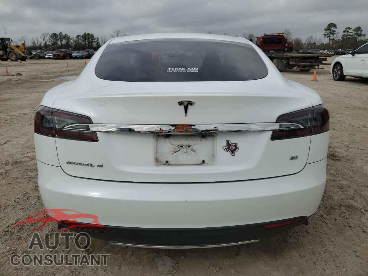 TESLA MODEL S 2013 - 5YJSA1DG3DFP03912