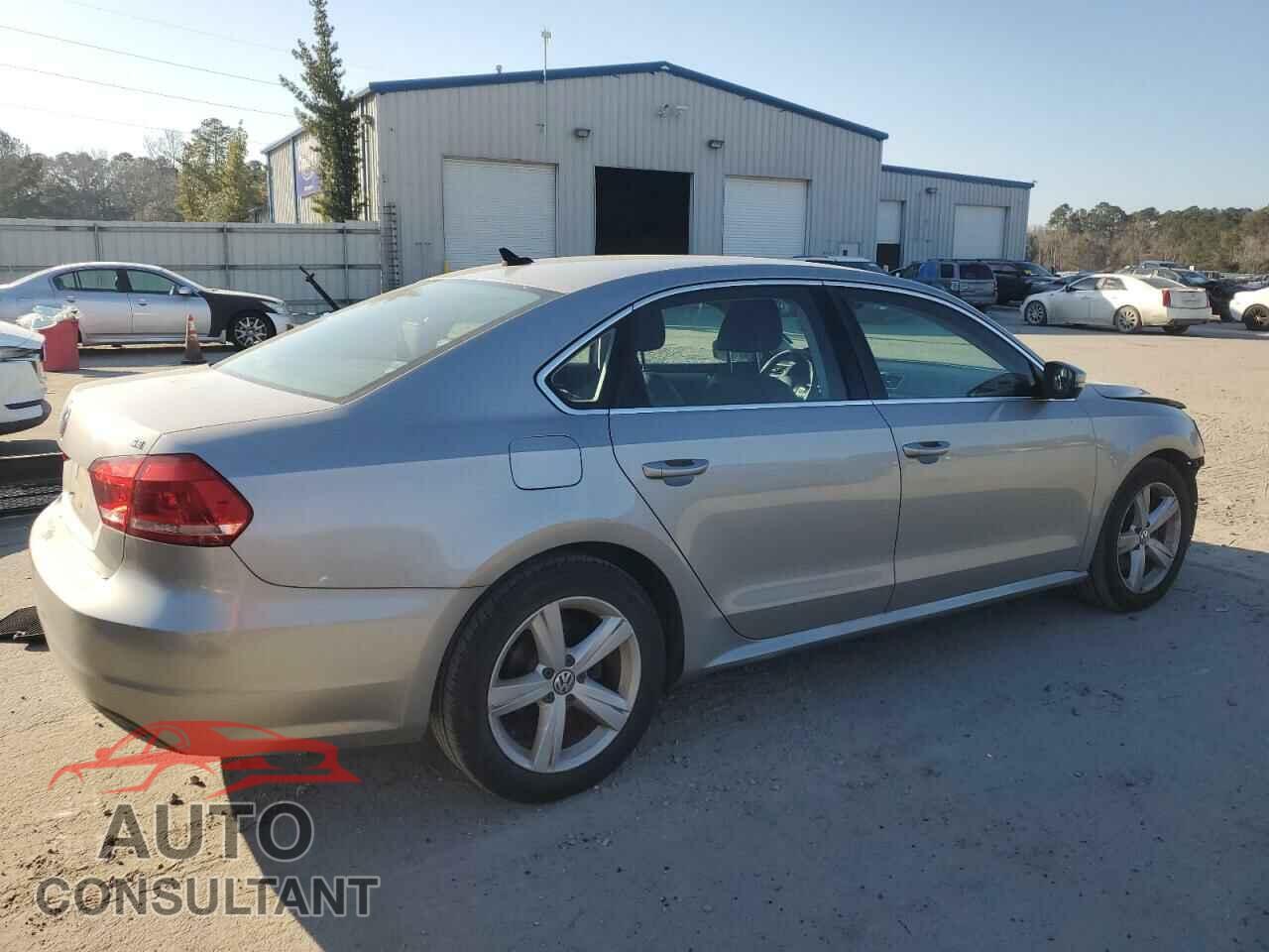 VOLKSWAGEN PASSAT 2014 - 1VWBP7A39EC006419