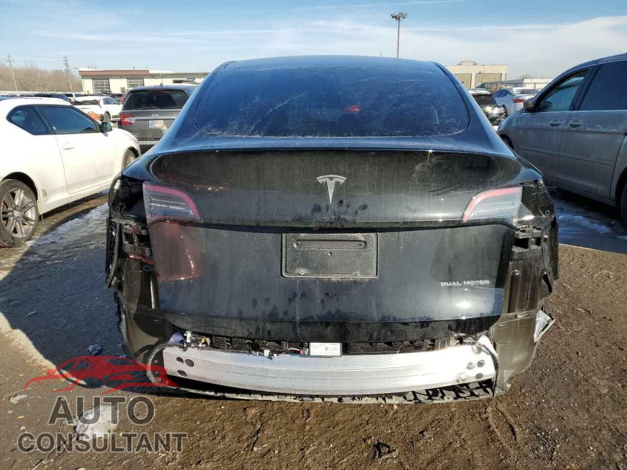 TESLA MODEL Y 2022 - 7SAYGDEE4NA018004