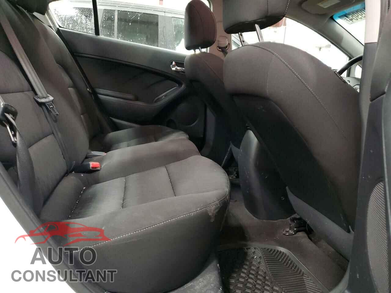 KIA FORTE 2016 - KNAFK4A68G5455834