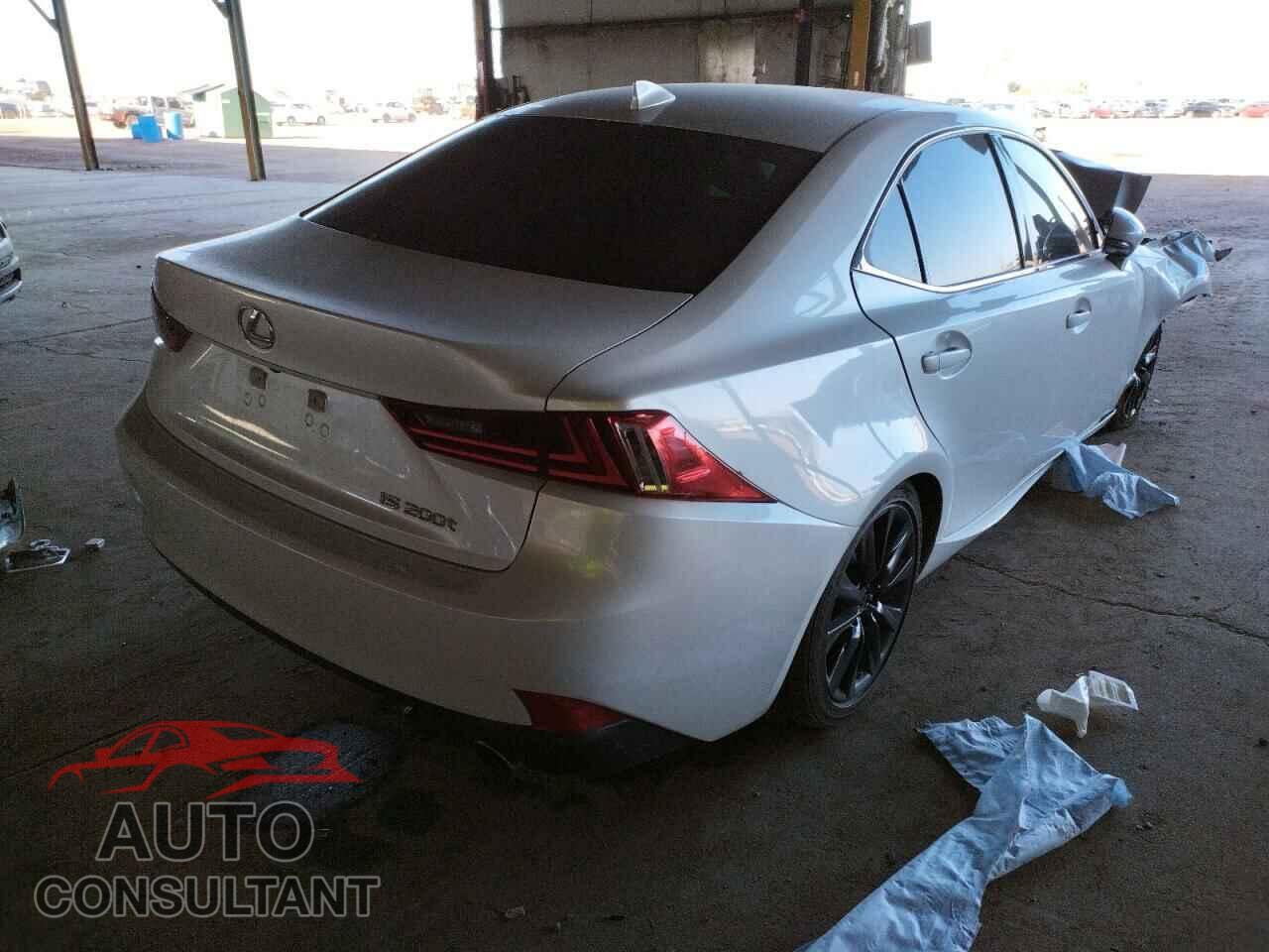 LEXUS IS 2016 - JTHBA1D20G5032093