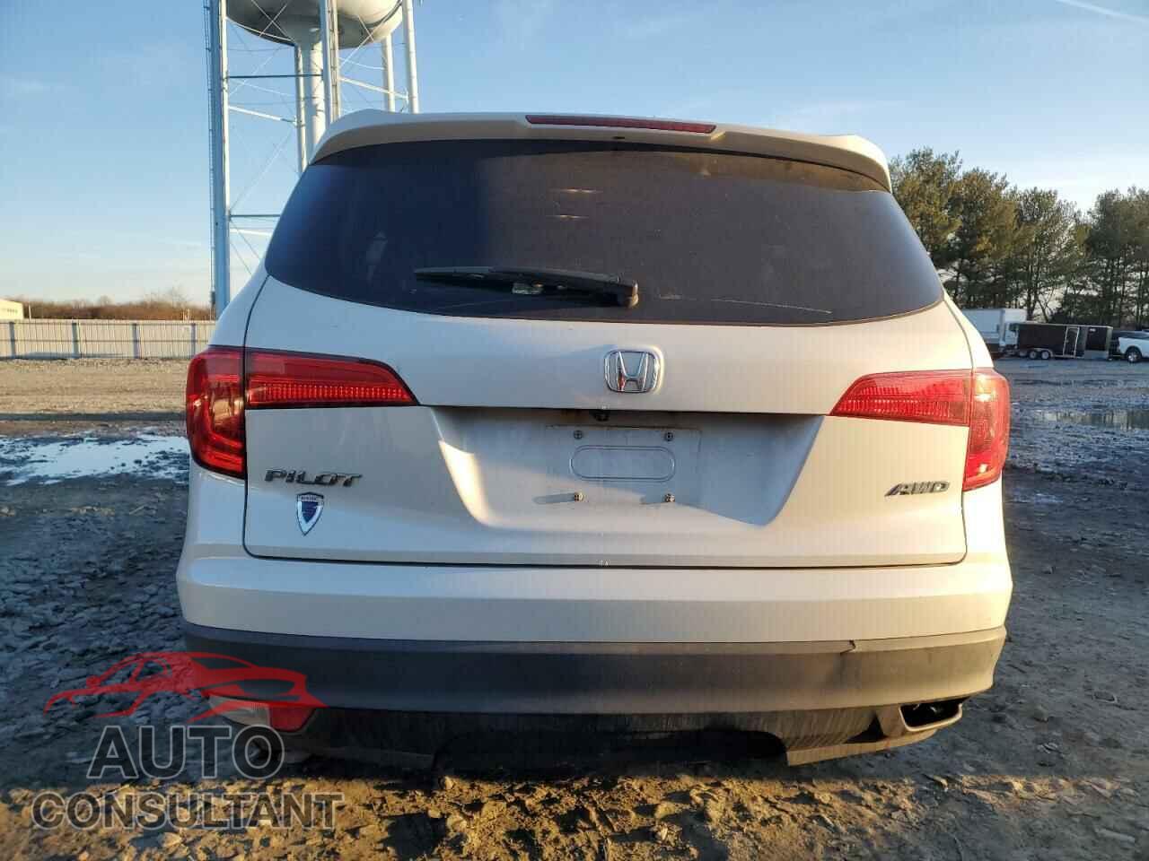 HONDA PILOT 2016 - 5FNYF6H55GB121834