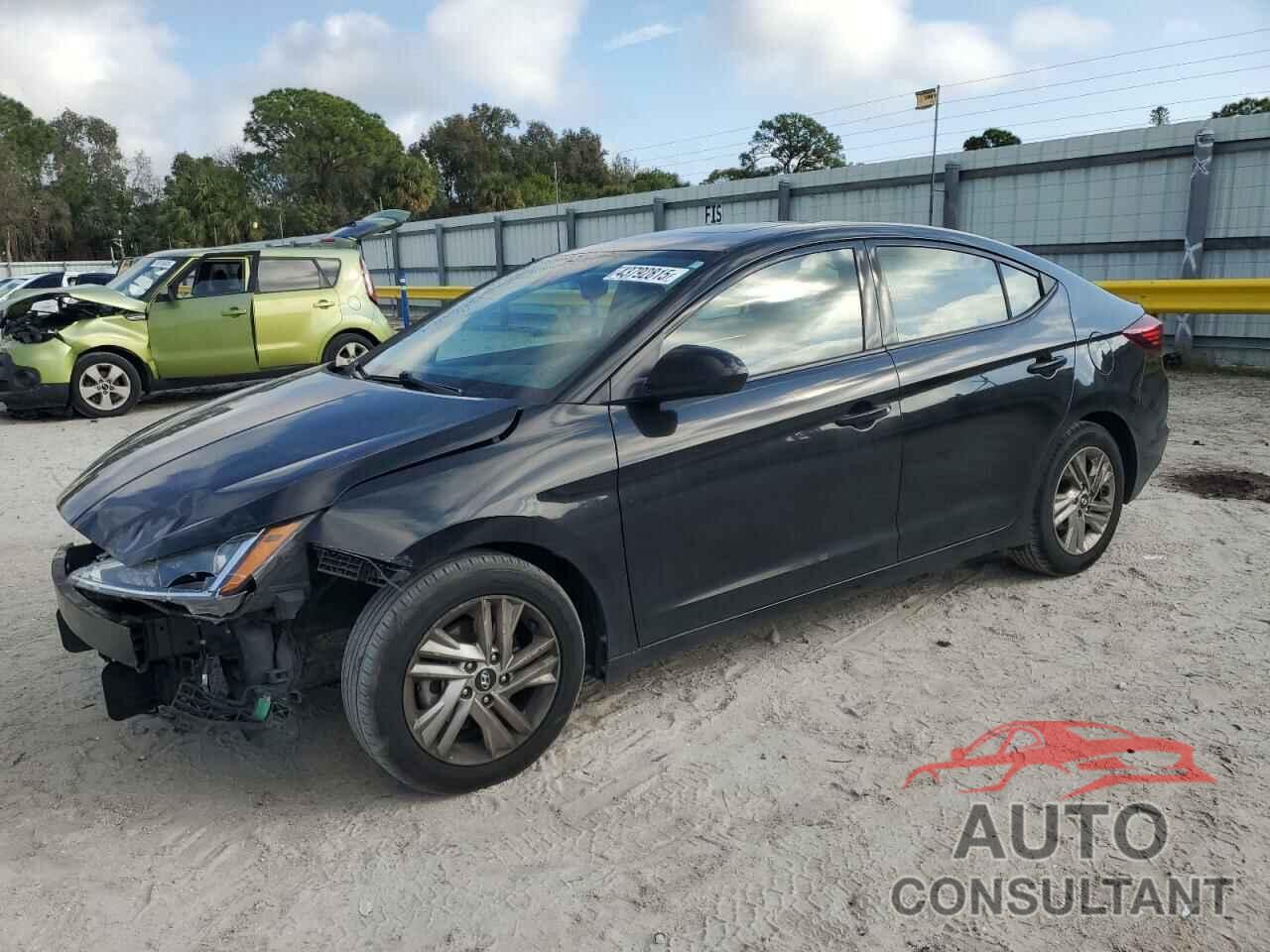 HYUNDAI ELANTRA 2020 - 5NPD84LF9LH510386